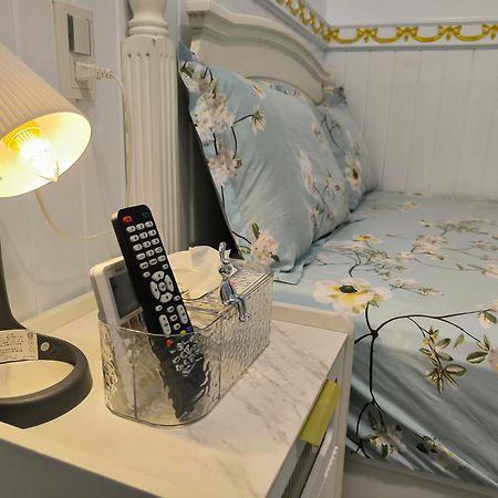 橙舍一館 Tw Hostel I Тайпей Екстериор снимка