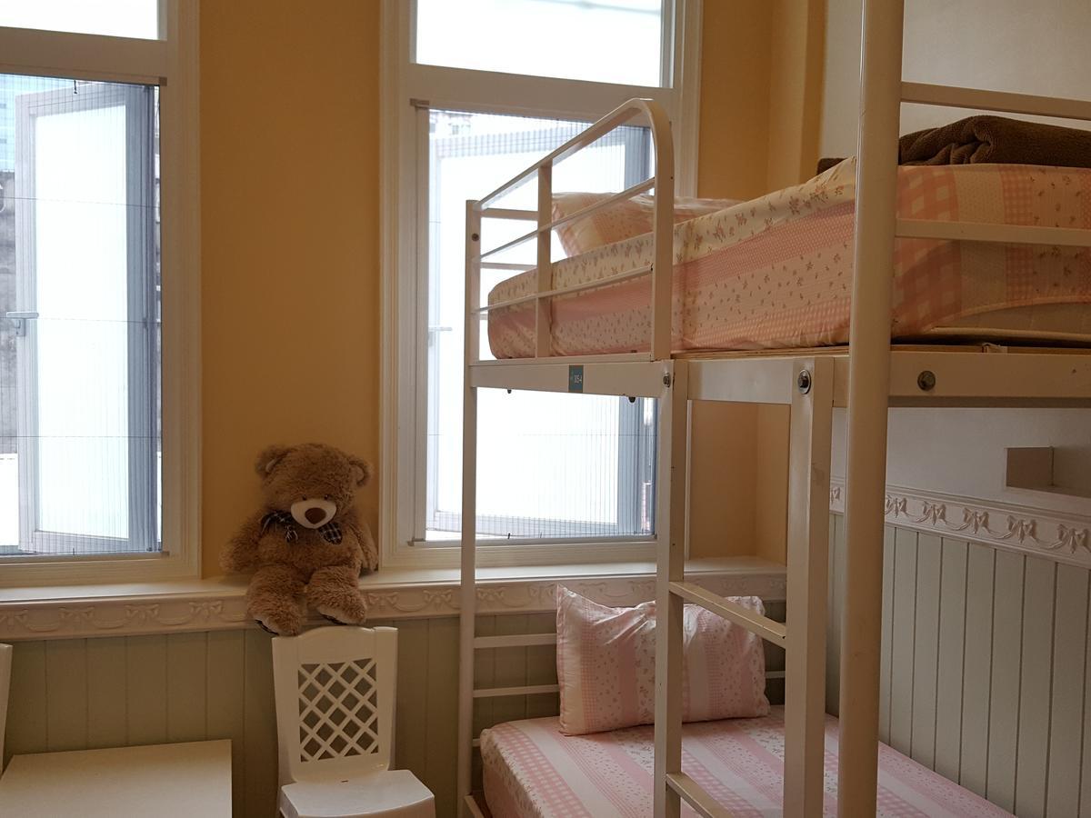 橙舍一館 Tw Hostel I Тайпей Екстериор снимка